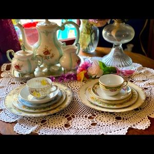 Vintage Shabby Chic 5pc mismatched place setting